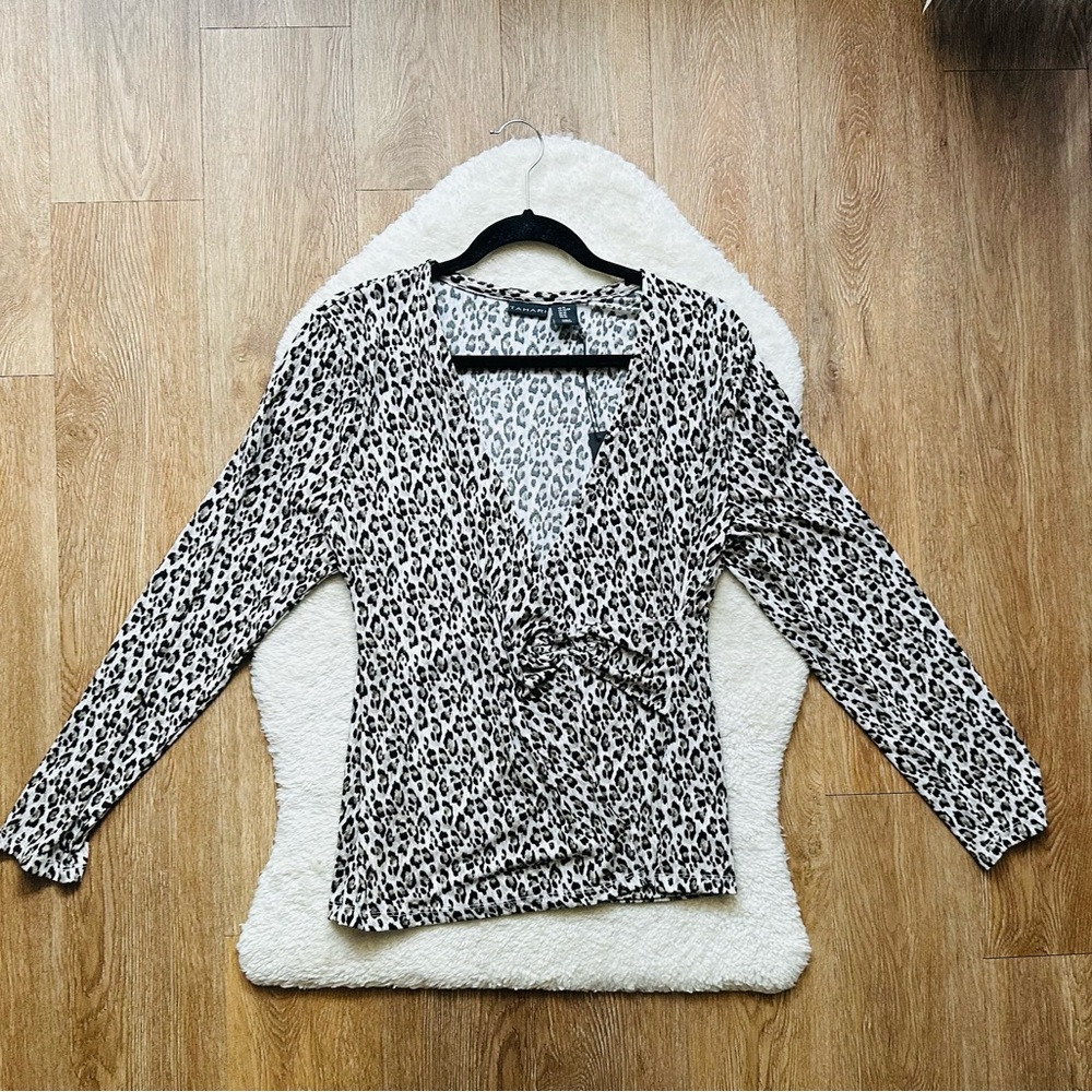 Tahari Animal Print V-Neck Long Sleeve Women’s Blouse Size XL NWT